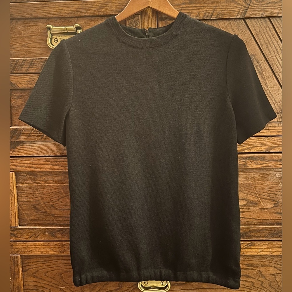 St. John Collection Santana Knit Black Short Sleeve Top Sweater Size S Vtg